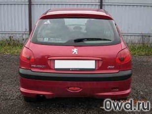 Битый автомобиль Peugeot 206