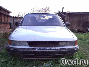 Битый автомобиль Mitsubishi Galant